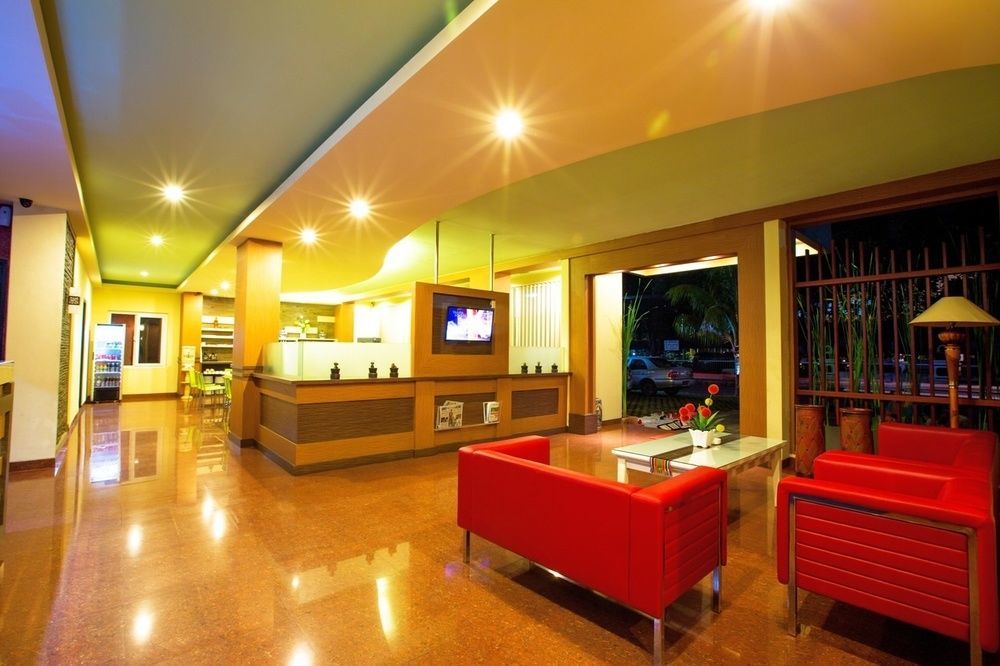 City Hotel Mataram Extérieur photo