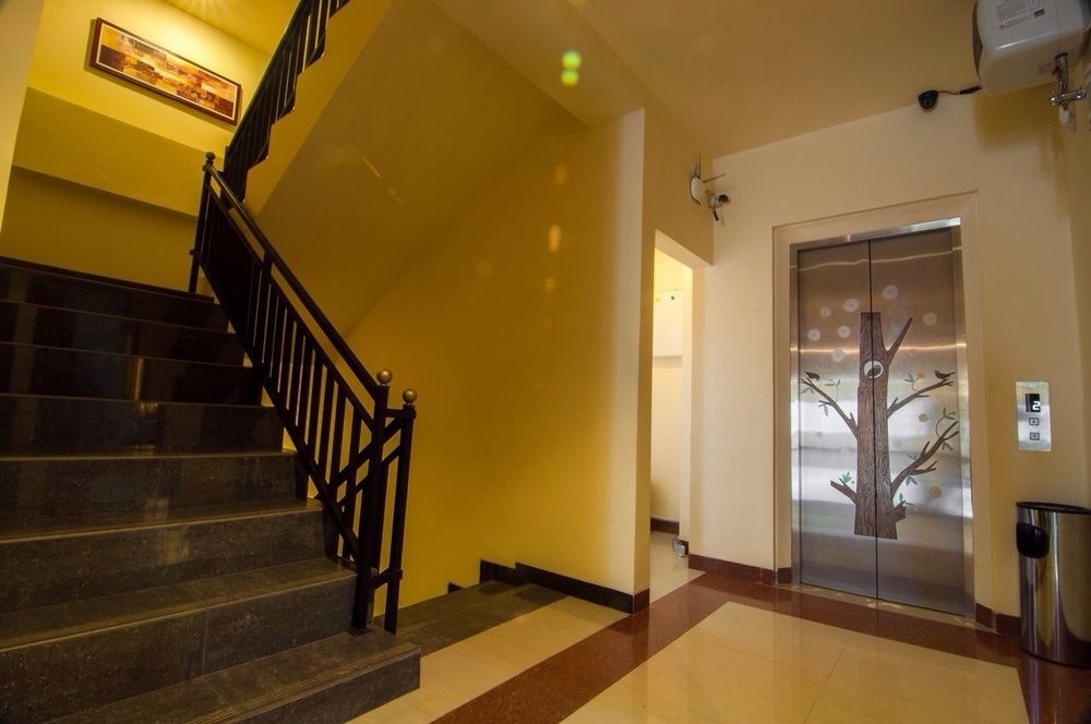 City Hotel Mataram Extérieur photo