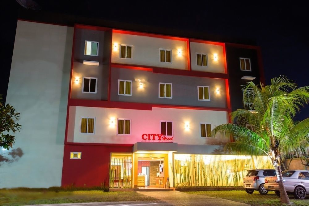 City Hotel Mataram Extérieur photo