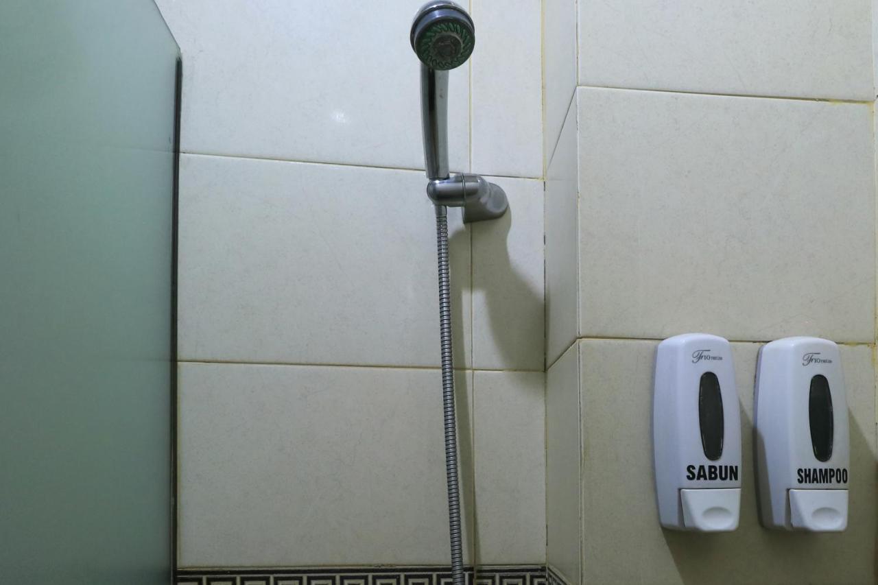 City Hotel Mataram Extérieur photo