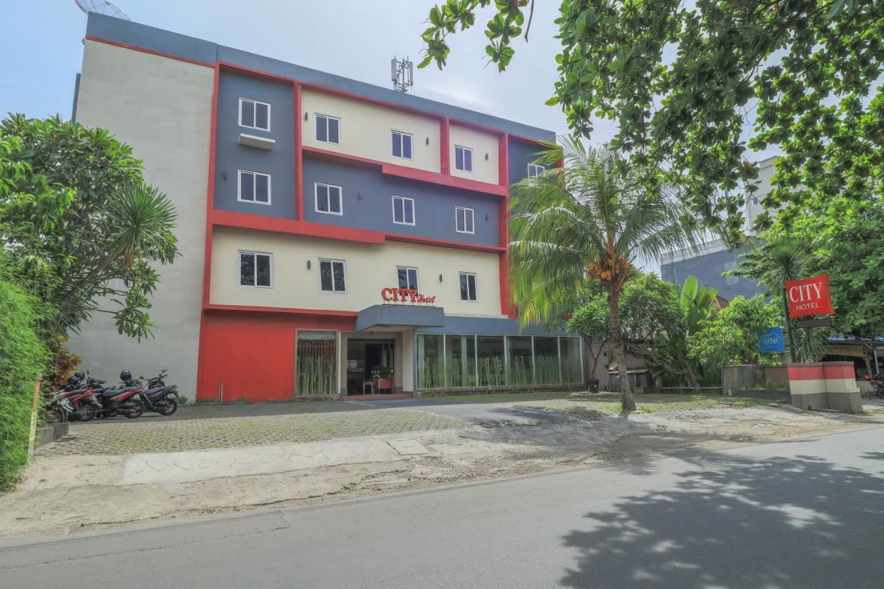City Hotel Mataram Extérieur photo