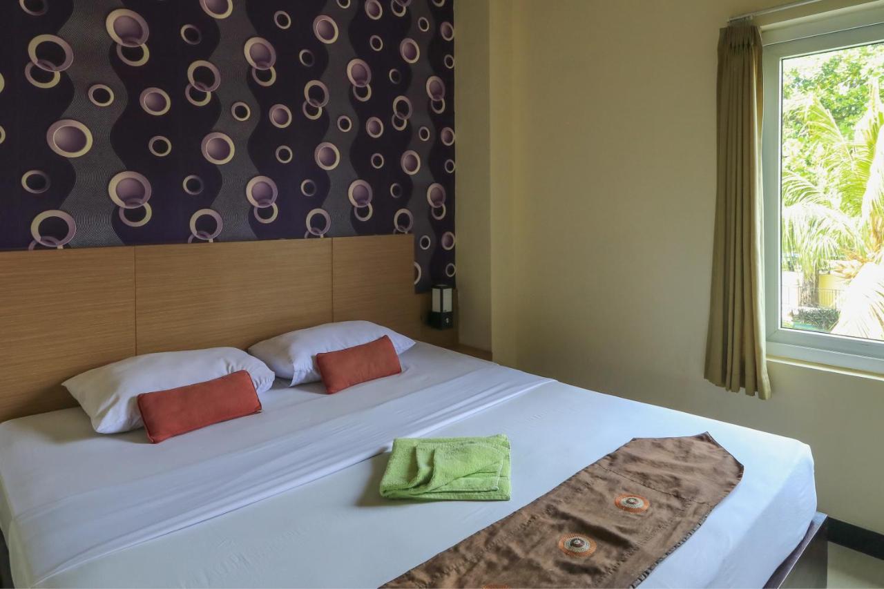 City Hotel Mataram Extérieur photo